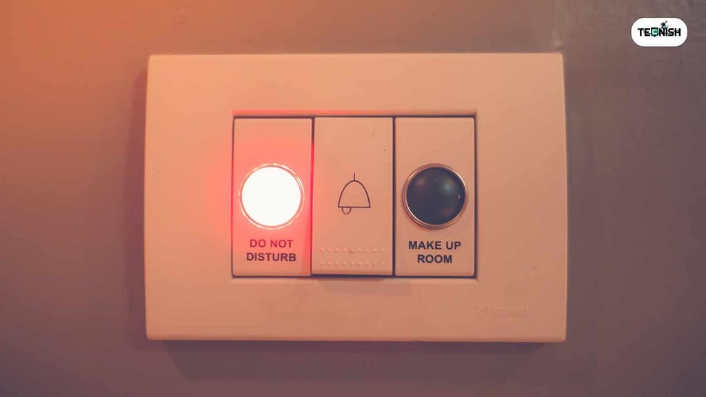 Smart Plugs & Switches