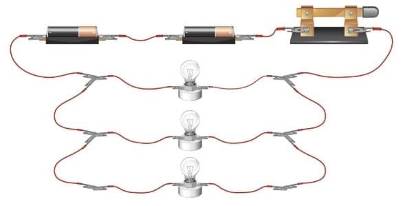 Comparison of US and UK/EU smart light switch wiring showing wire colors and neutral, hot, and ground connections